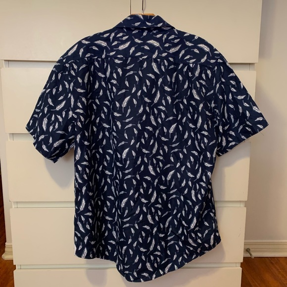 Report Collection Button-Down - Size: XL - Picture 3 of 3